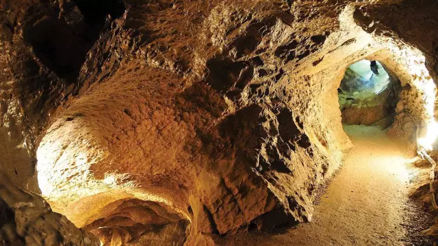 la-grotte-de-seythenex